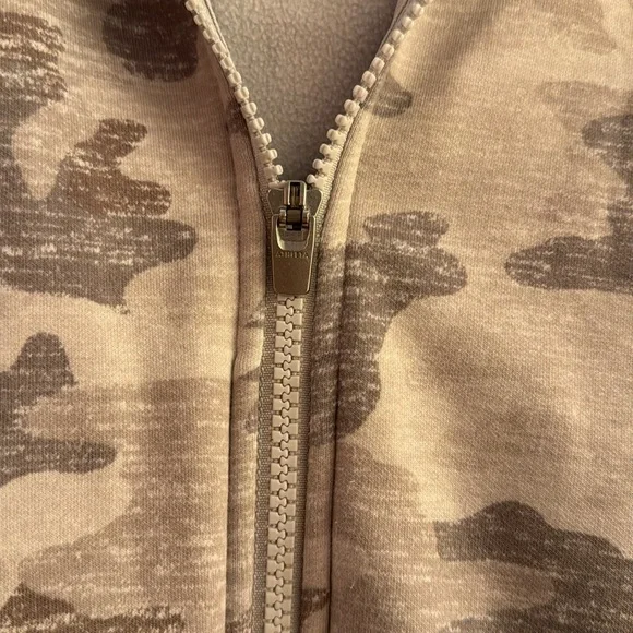 Athleta Camo Hooded Zip Up - Picture 6 of 11